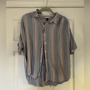 Button up shirt sleeve shirt